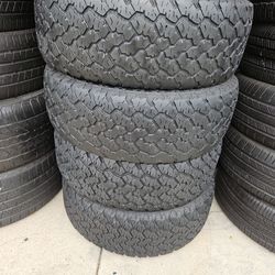 Set 31/10/50/15 Used AT Tires