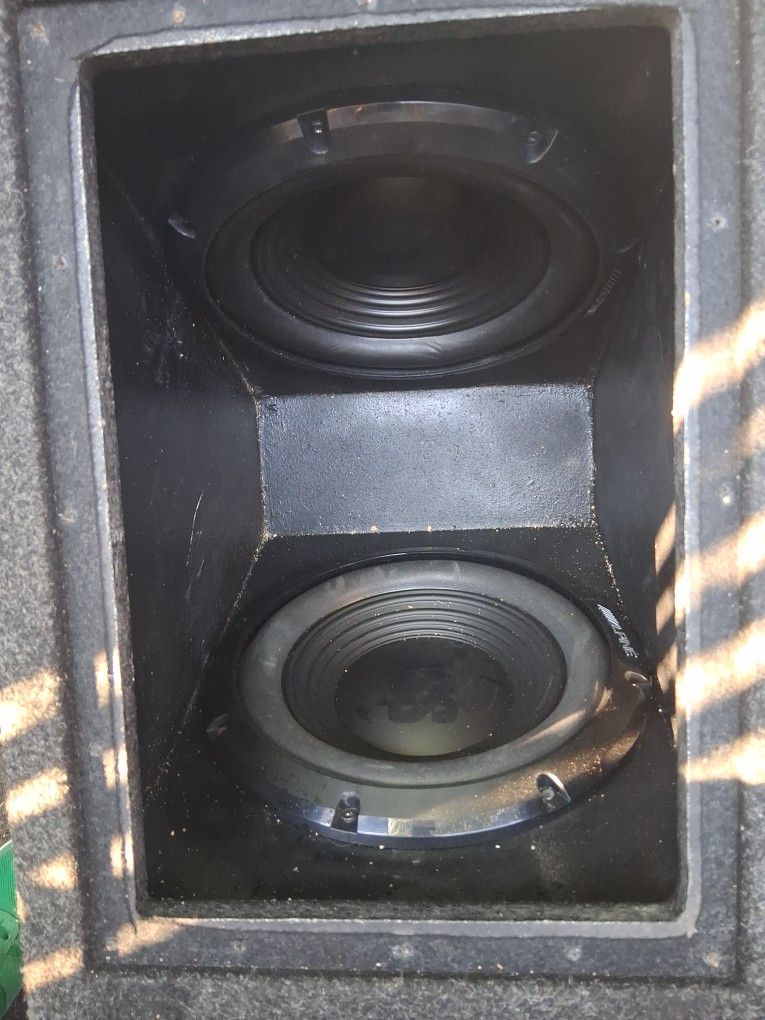 2 Alpine 12in Subs With Box