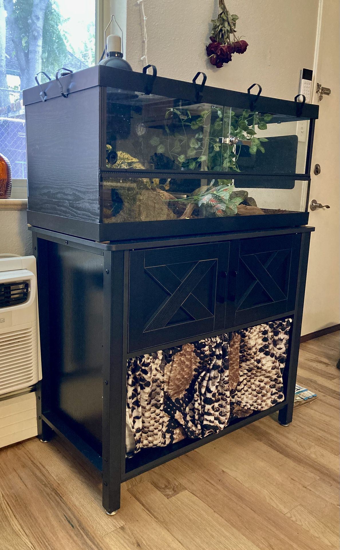 Reptile/Aquatic Tank/Enclosure & Equipment