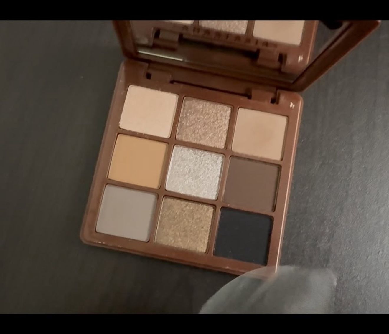 Anastasia Beverly Hills “Sultry” Mini Eyeshadow Palette — Brand New