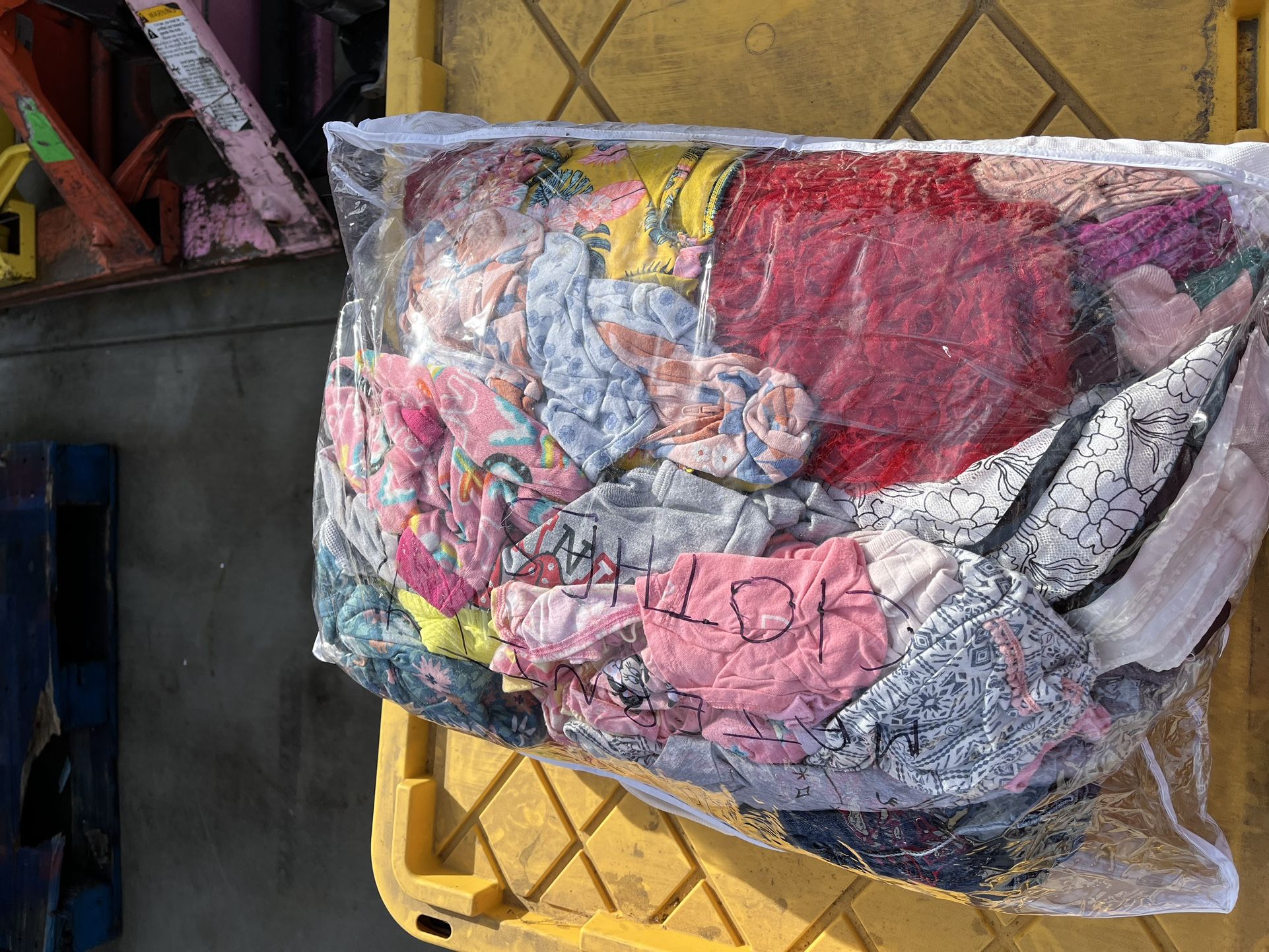 FREE BABY CLOTHES for Sale in Pomona, CA OfferUp