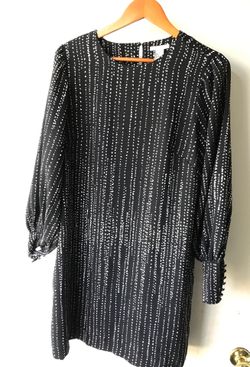 Beautiful H & M ladies dress Sz 12.