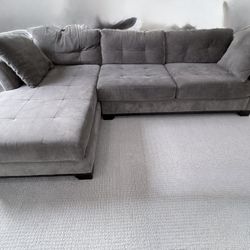 Macys Elliot Sectional 
