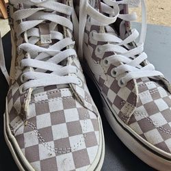 Vans Checkered Size 6