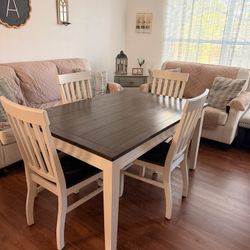 Dining table set