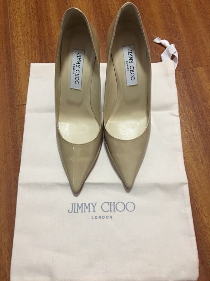 NEW IN BOX- Jimmy Choo Patent Leather Nude Pumps sz 7/37