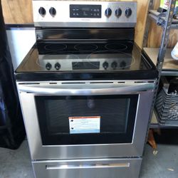 Like New Frigidaire Stove! $100