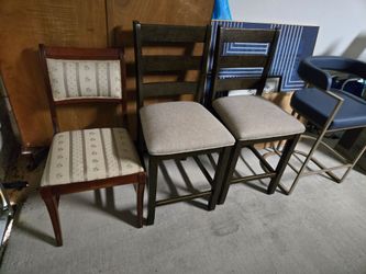 4 Assorted Chairs 3 Bar Height 1 Standard Height