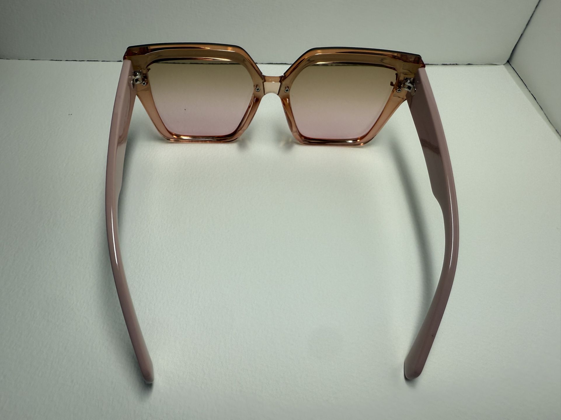 Louis Vuitton Sunglasses. 