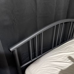 Twin Bed & Metal Frame