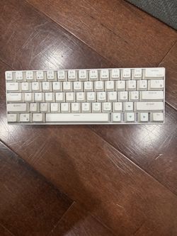 RK Royal Kludge 65% Wireless Mechanical Keyboard (White)