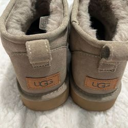 UGG Classic Ultra Mini