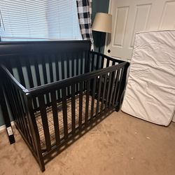 Black Graco Convertible Crib