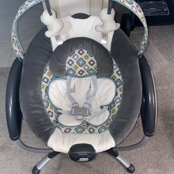GRACO Infant Swing XL. Basket/Perfect Condition