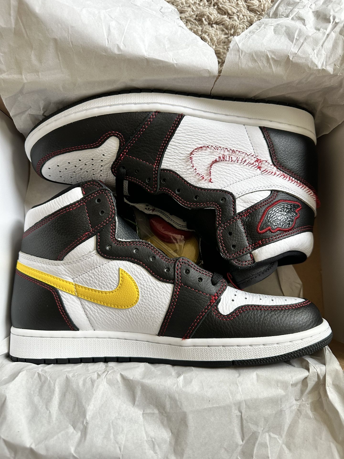 AIR JORDAN 1 RETEO DEFIANT 