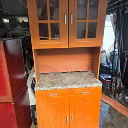 Kitchen Cabinets 