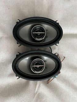 Pioneer 4x6 Speakers