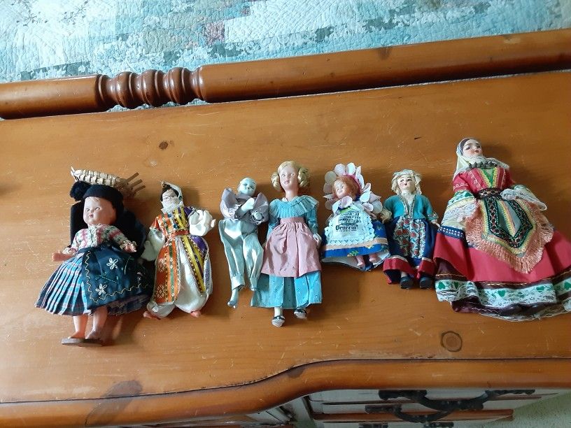 Antique Doll Collection