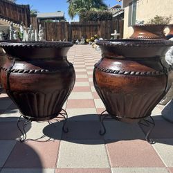 New Flower Pots Made Out Of Clay 