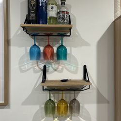 4 Wooden Shelves