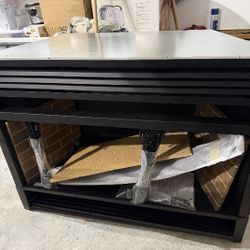 Pleasant Harpeth, Black 46.5 W, Gas Vent Free Fireplace