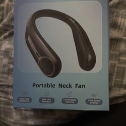 Stylish Black Wearable Neck Fan