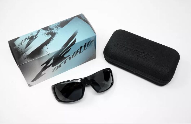 Sun Glasses original made Italy . Arnett La pistola