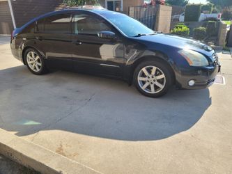 2005 Nissan Maxima
