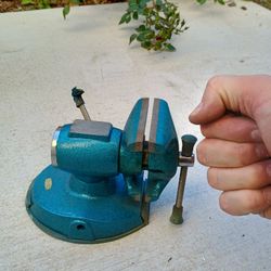 Mini Table Top Vice
