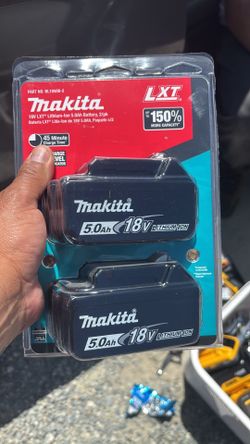 Makita battery set