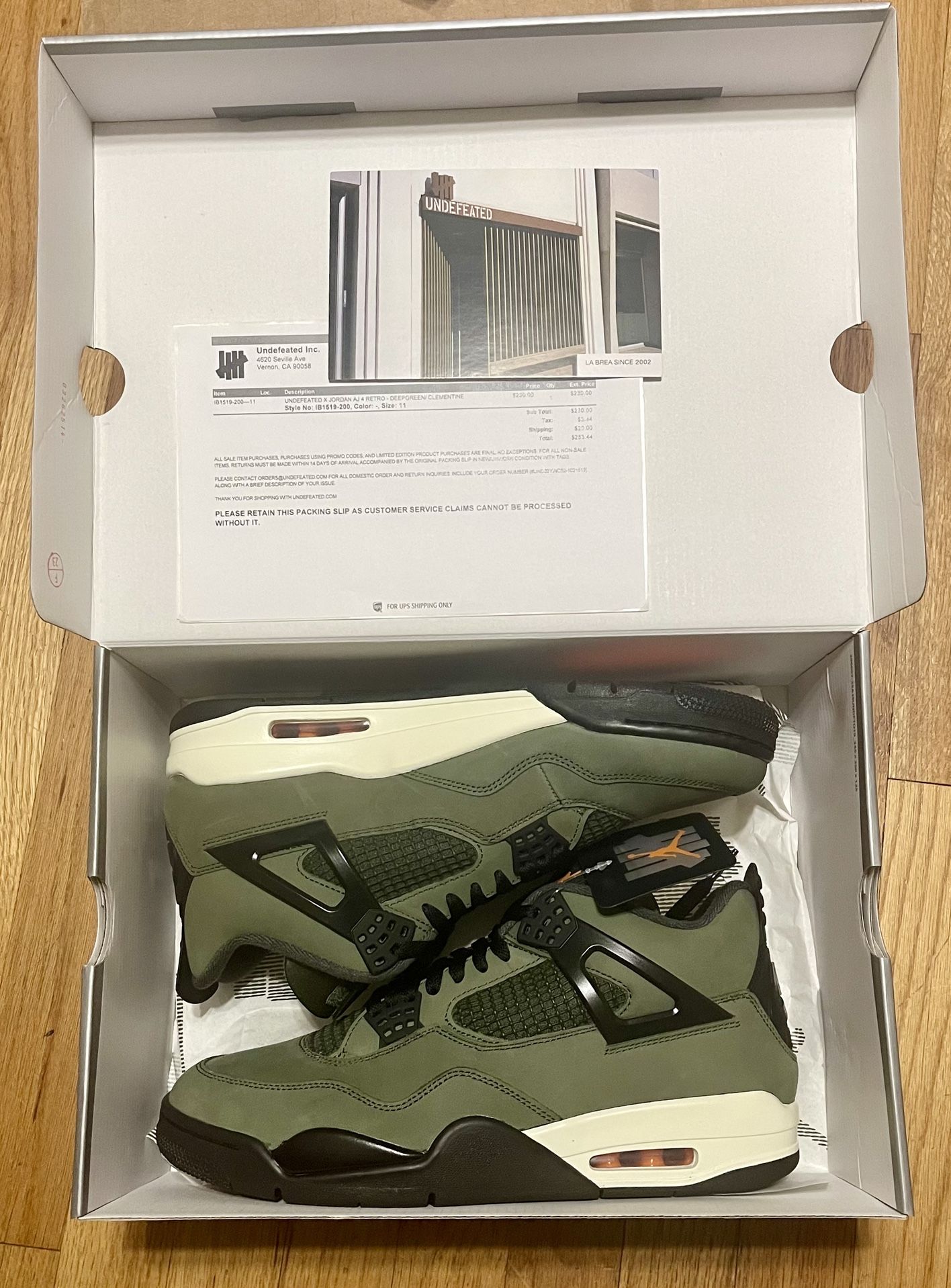 Undefeated x Air Jordan 4 Retro size 11 US Men’s 