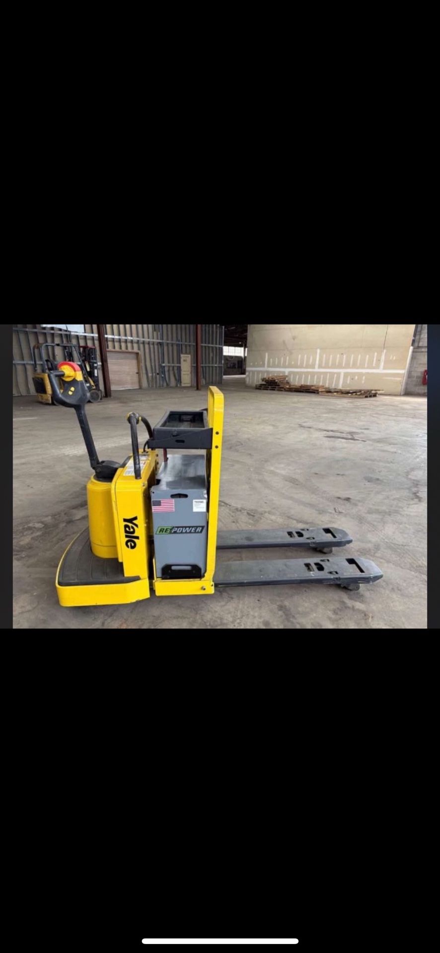Yale Forklift Machine 2023