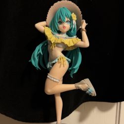Hatsune Miku figurines