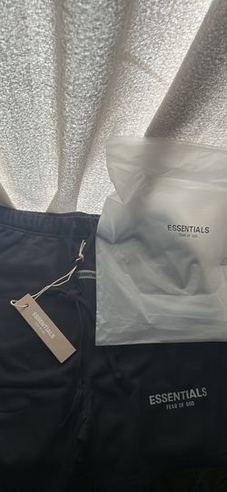 Essential shorts black new