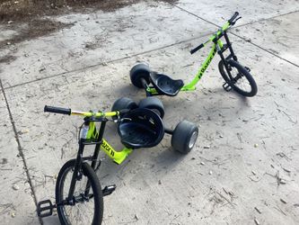 Lightly used razor drift, trikes