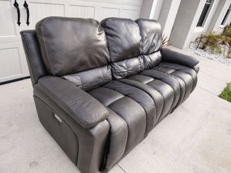Electric Reclining Sofa