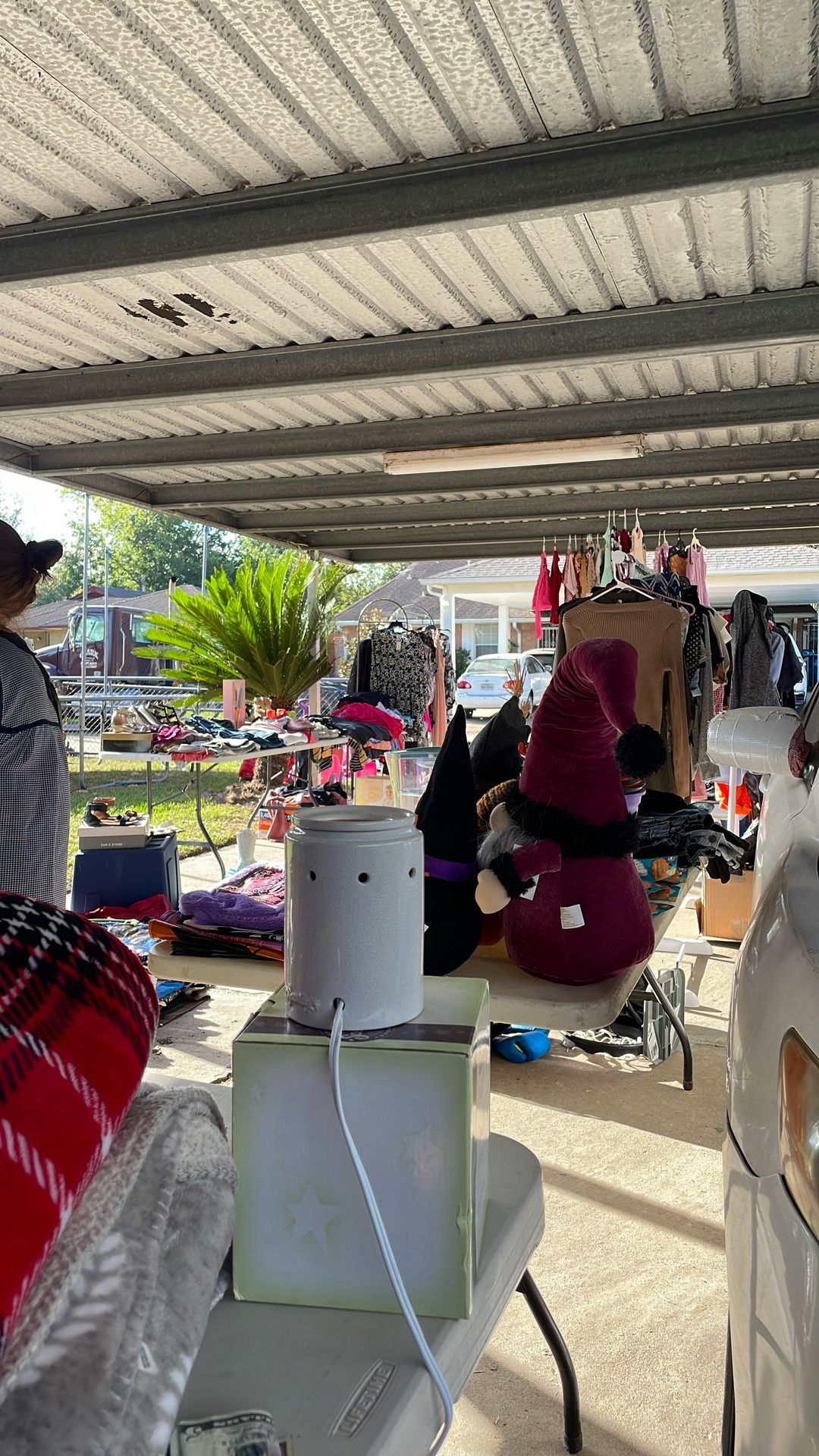 Garage Sale 