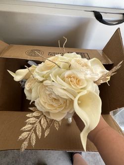 Gold and white Bridesmaid Bouquets