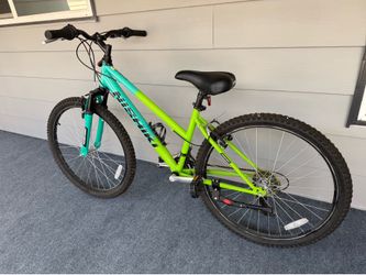 Female Nishiki bike