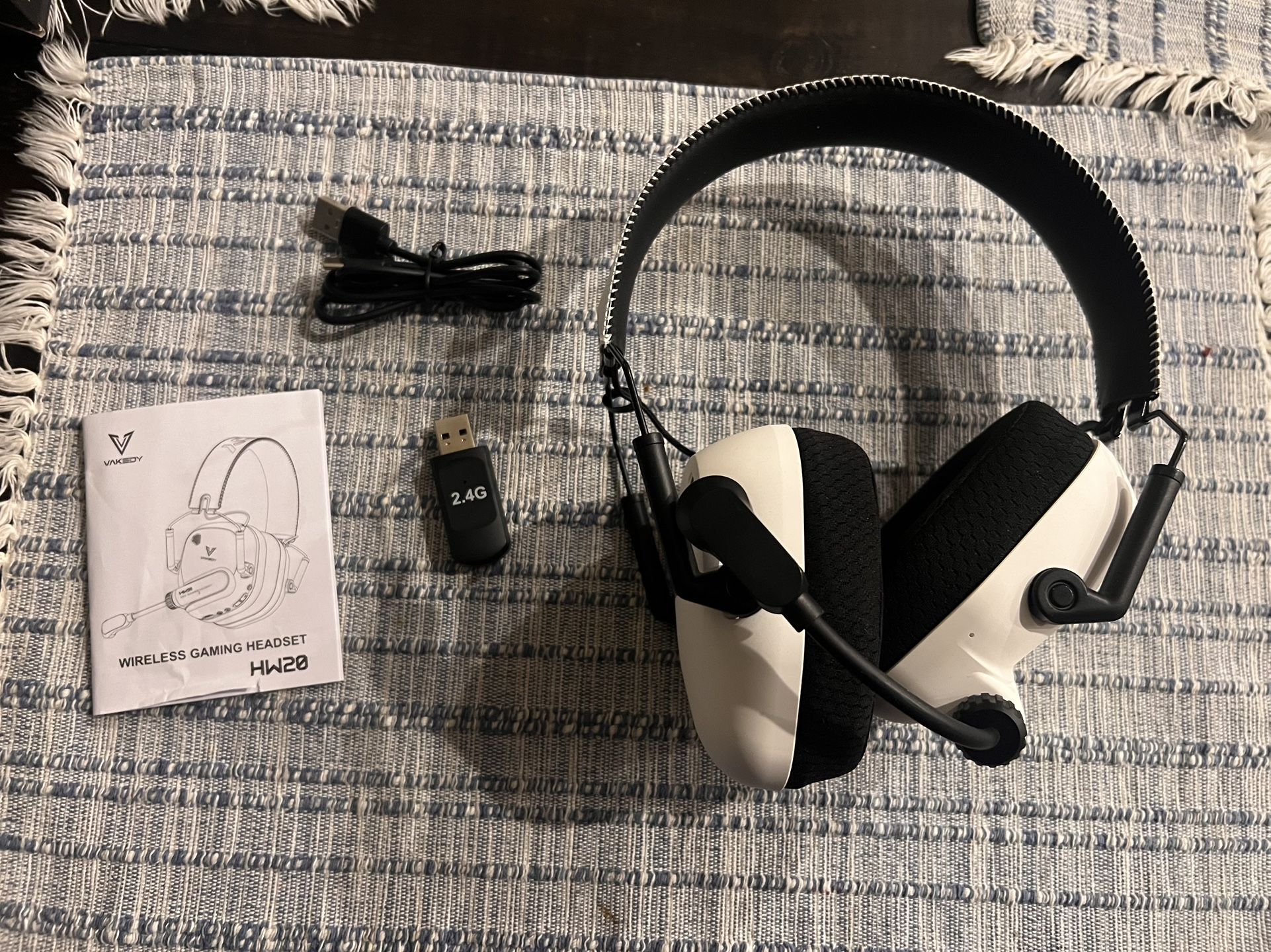 Wireless Gaming Headset Black/White