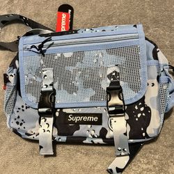 Supreme Messenger Bag Blue Camo