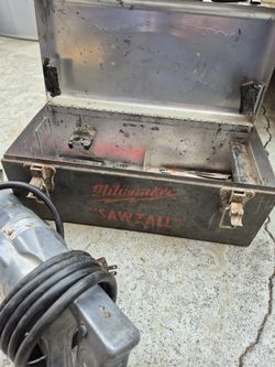 Vintage Milwaukee Heavy Duty Sawzall Model 414