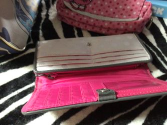 Hello kitty bundle 6 pcs