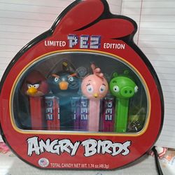 Limited pez Edition 2009  $15,00 never open the box