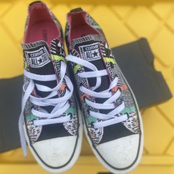 Converse - New - Women’s 10.5, Men’s 9