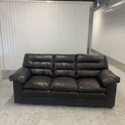 Comfy Nice Leather Sofa, Couch 🔥🔥