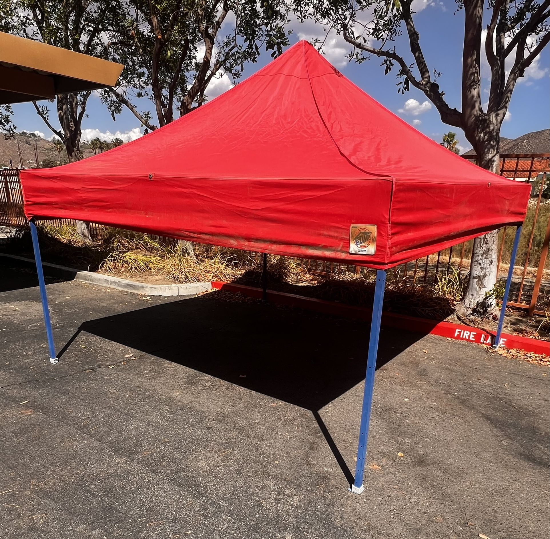 EZ UP CANOPY (eclipse) True 10'x10'