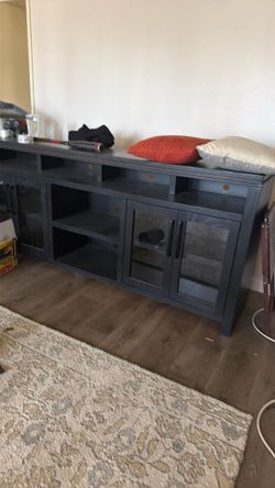 Tv stand