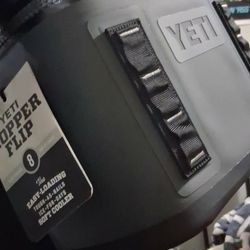 Yeti Hopper Flip 8 Brand New With Tags