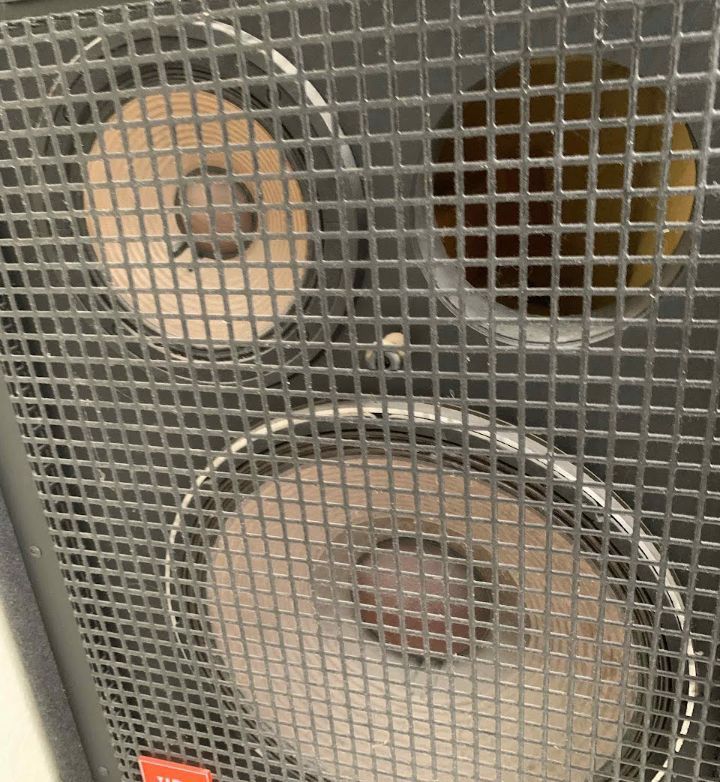 2 JBL 15" Pro sounds and Karaoke Full pro!